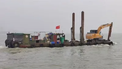 Draga retroexcavadora